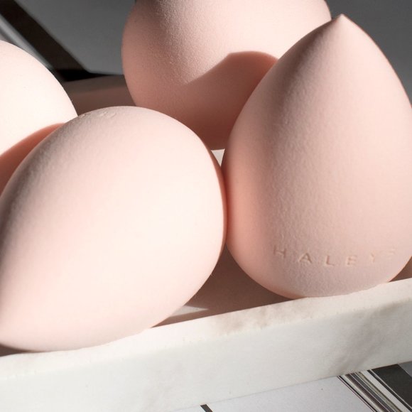 RE:MIX Complexion Sponge - Picture 2 of 6